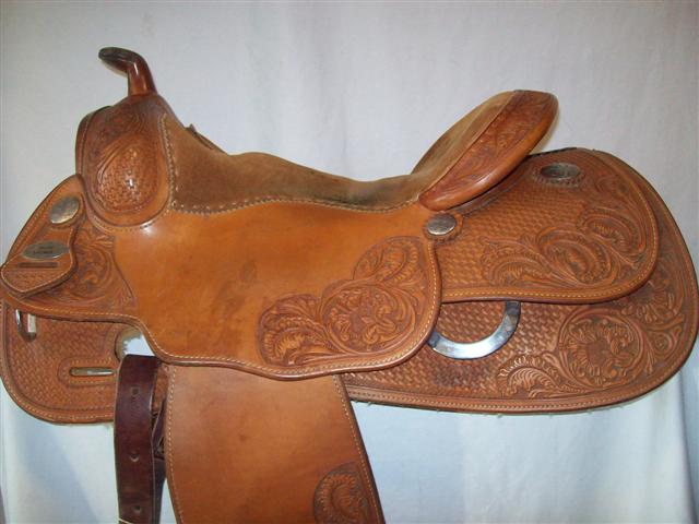 Used Saddle:- Image Number:0